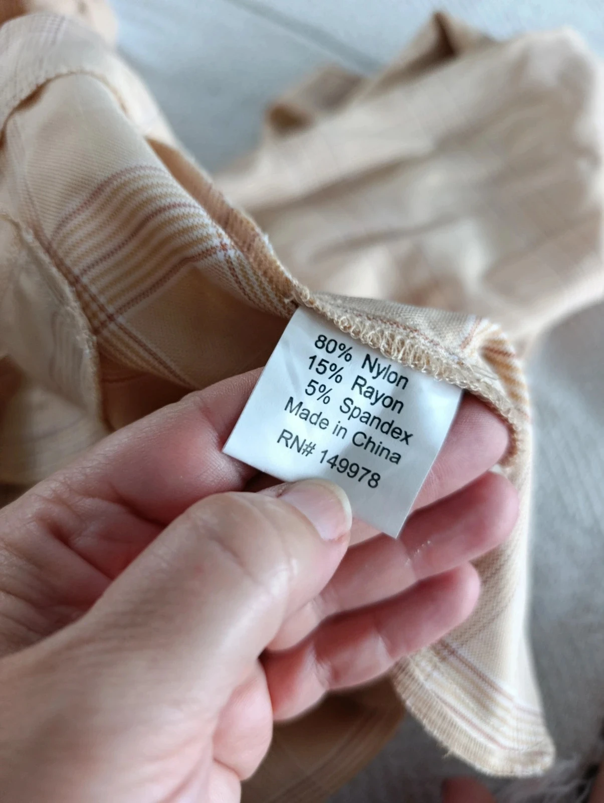 Pantalon femme beige à carreaux – Taille 40 – Coupe droite – photo 10